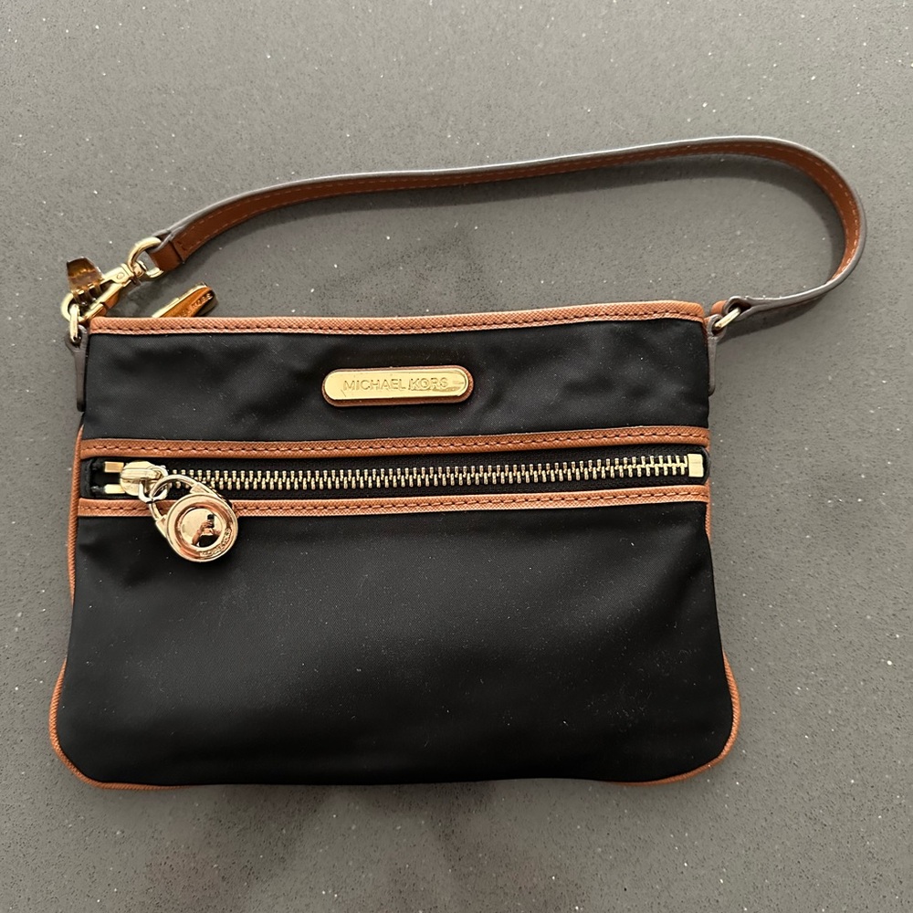 Michael Kors wristlet